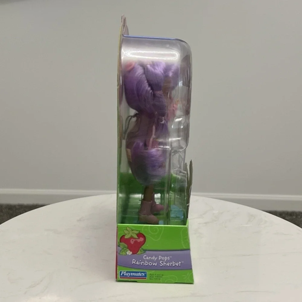 Playmates Strawberry Shortcake Candy Pops Rainbow Sherbet Doll NIB 2006‎